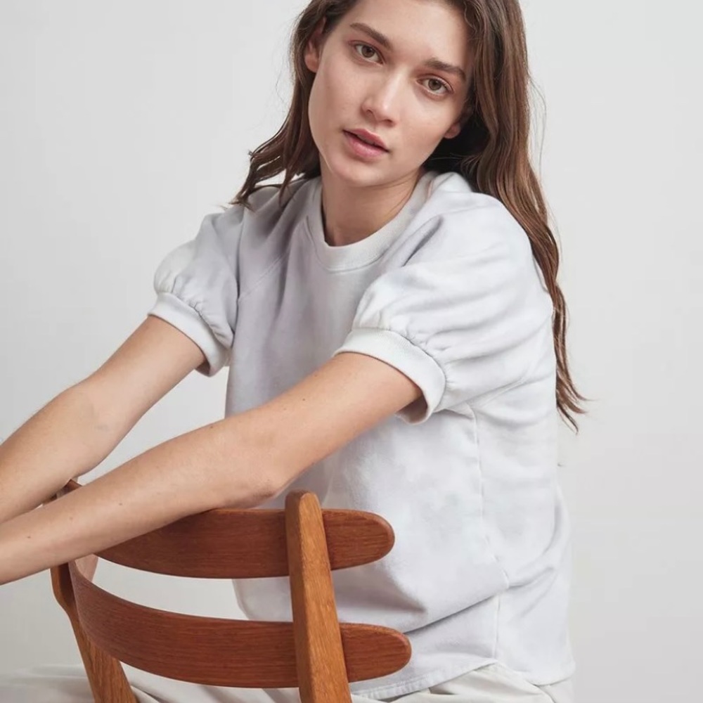 VELVET by Graham and Spencer Myla sweatshirt